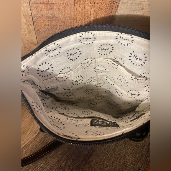 LIKE NEW MYRA Genuine Leather & Natural Cowhide On Shoulder/ Cross Body bag - Picture 7 of 7